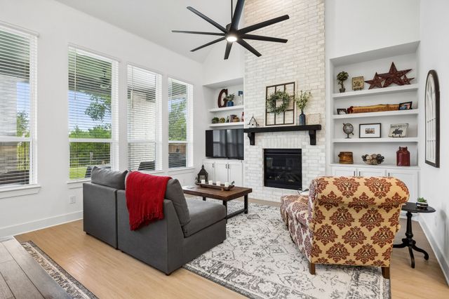 1930 Benedetto Way, Mclendon Chisholm, TX 75032
