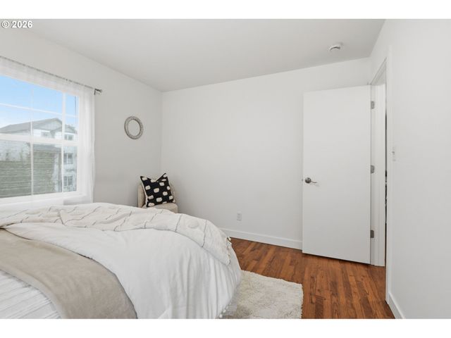 6621 Se CARLTON St, Portland, OR 97206