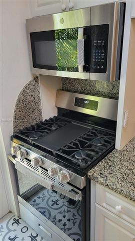 659 Meridian Ave 14, Miami Beach, FL 33139