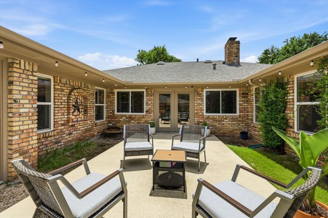 625 Bellah Drive, Irving, TX 75062