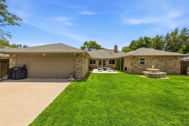 625 Bellah Drive, Irving, TX 75062