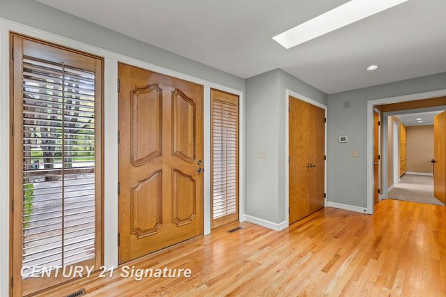 3616 White Pine Way Street, Midland, MI 48640