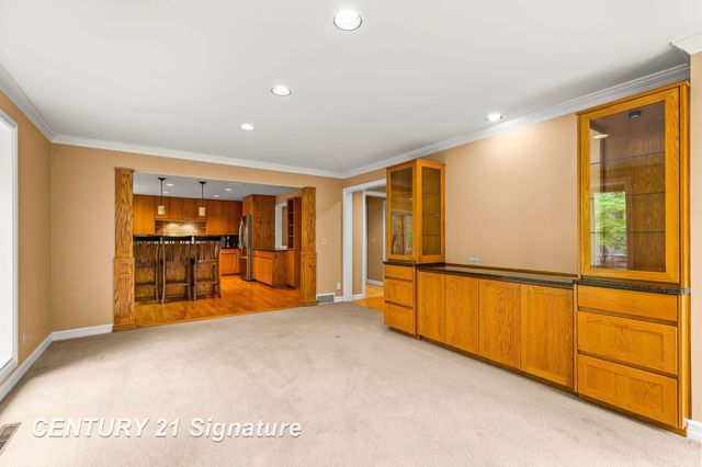 3616 White Pine Way Street, Midland, MI 48640