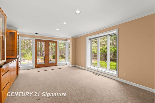 3616 White Pine Way Street, Midland, MI 48640