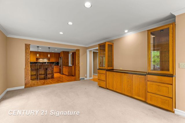 3616 White Pine Way Street, Midland, MI 48640