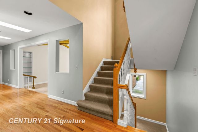 3616 White Pine Way Street, Midland, MI 48640