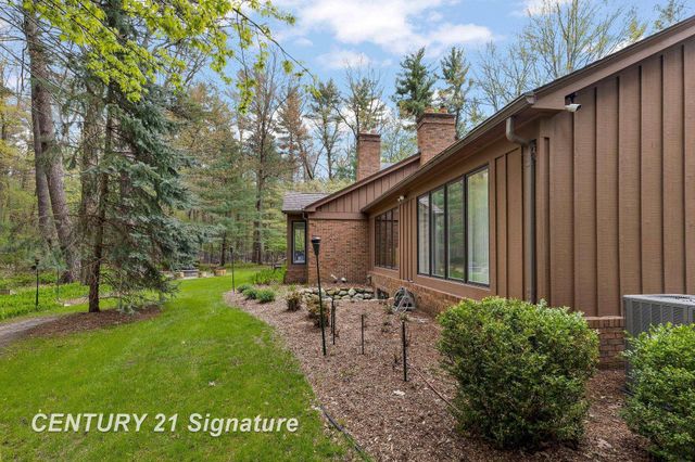 3616 White Pine Way Street, Midland, MI 48640