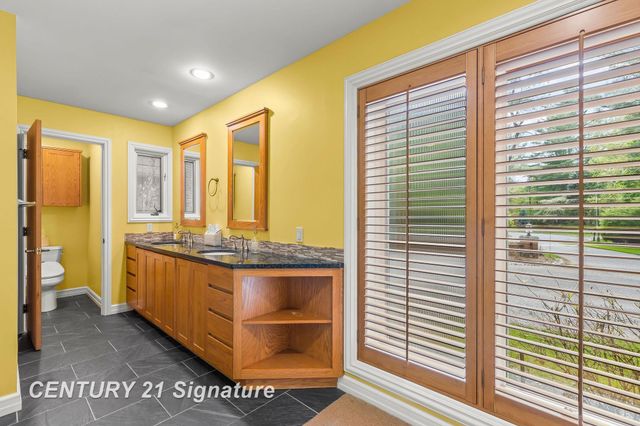 3616 White Pine Way Street, Midland, MI 48640