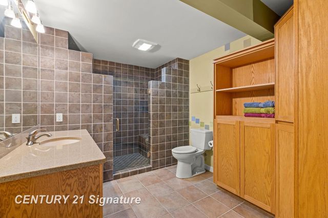 3616 White Pine Way Street, Midland, MI 48640