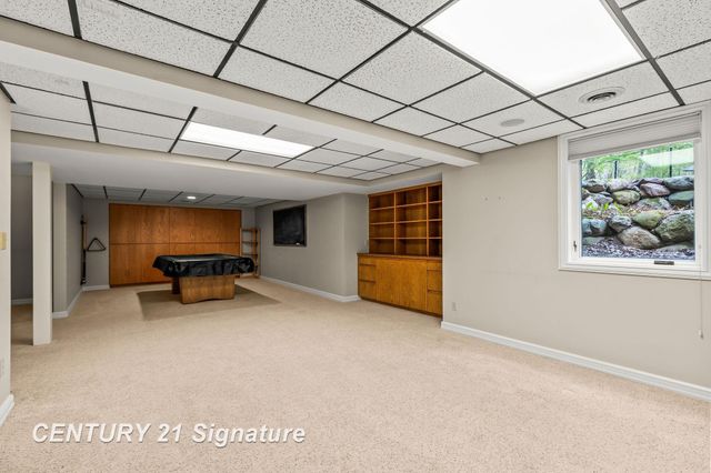 3616 White Pine Way Street, Midland, MI 48640