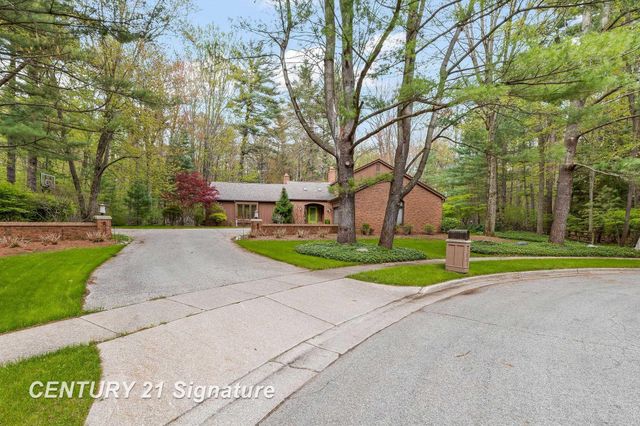 3616 White Pine Way Street, Midland, MI 48640