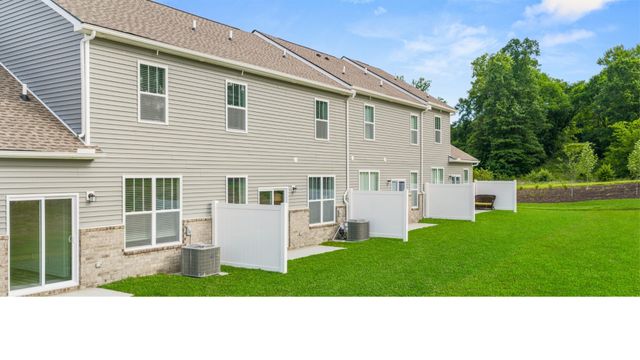 1604 Manuka Lane, Columbia, TN 38401