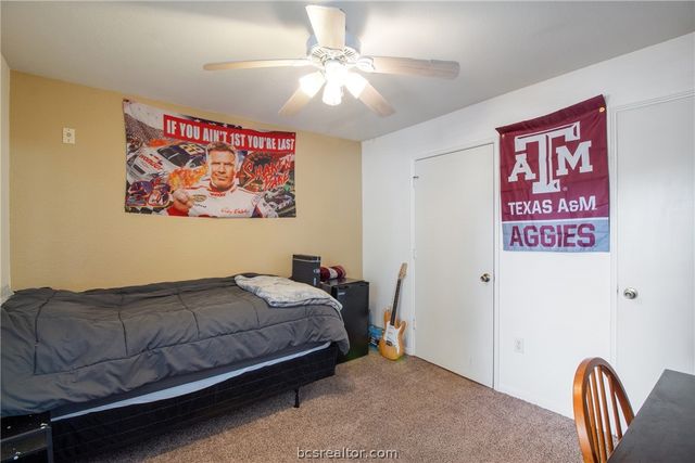 521 Southwest Parkway 103, College Station, TX 77840