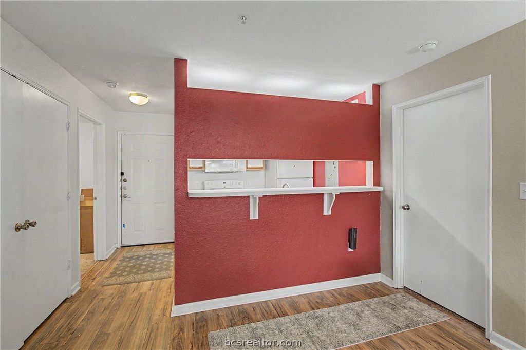 521 Southwest Parkway 103, College Station, TX 77840 — photo 4