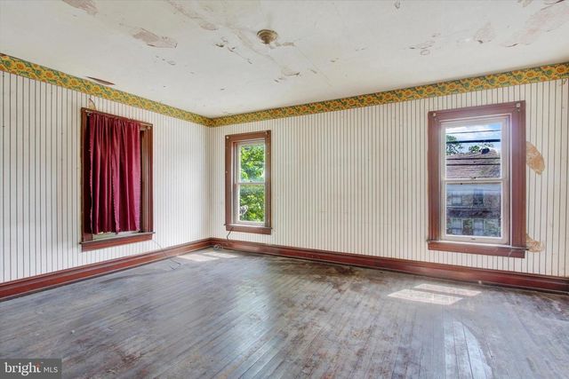 5255 LINCOLN HWY W, Thomasville, PA 17364