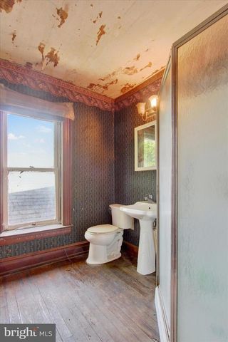 5255 LINCOLN HWY W, Thomasville, PA 17364