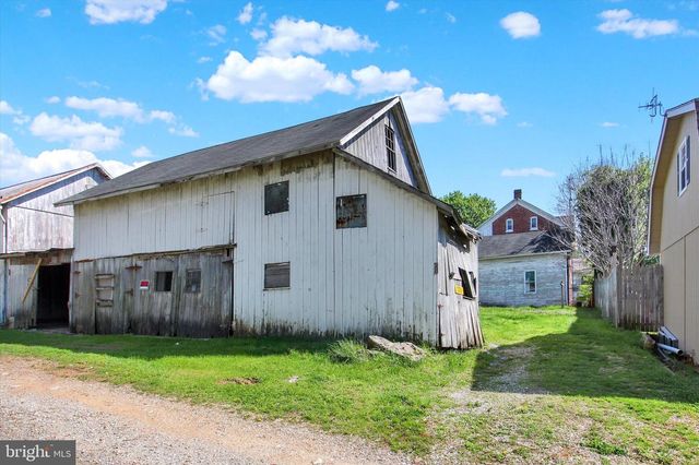 5255 LINCOLN HWY W, Thomasville, PA 17364