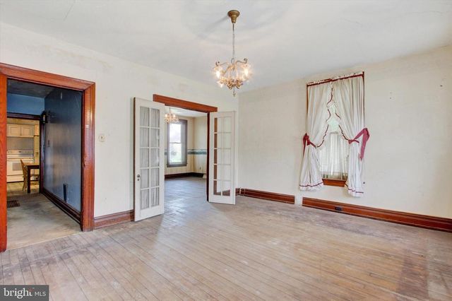 5255 LINCOLN HWY W, Thomasville, PA 17364