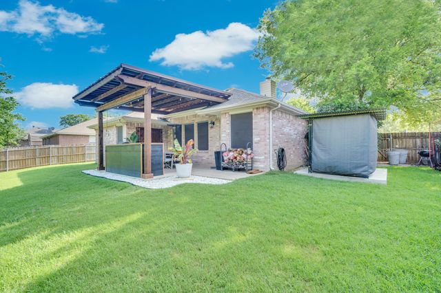 1517 S 3rd Street, Midlothian, TX 76065