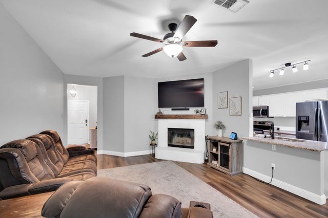 1517 S 3rd Street, Midlothian, TX 76065