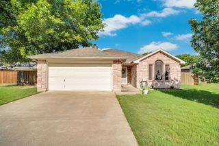 1517 S 3rd Street, Midlothian, TX 76065