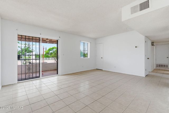 2255 N Calle Nogales, Nogales, AZ 85621