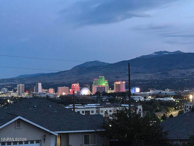955 Demos Court, Reno, NV 89512