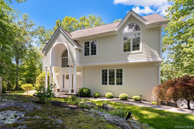 875 Hanover Street, Yorktown Heights, NY 10598