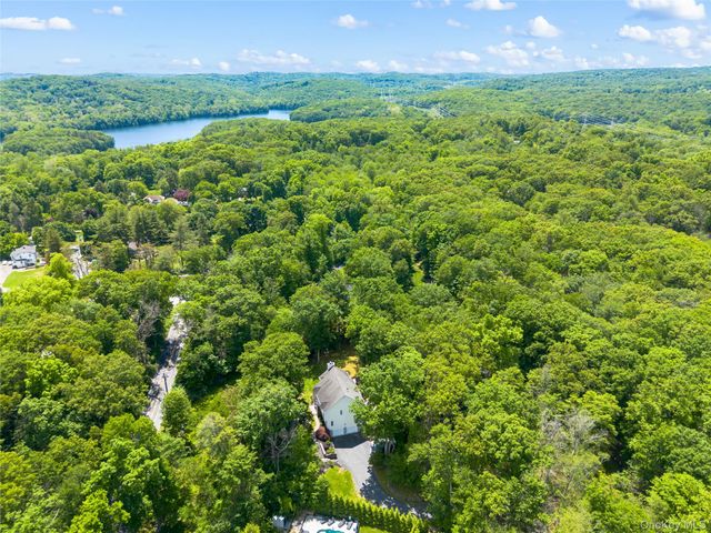 875 Hanover Street, Yorktown Heights, NY 10598