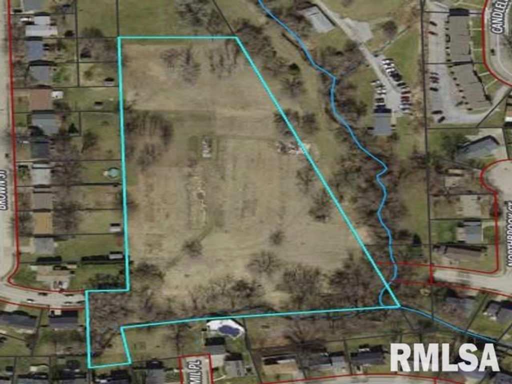 710 N NORTHBROOK Drive, Davenport, IA 52806