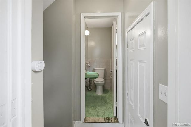 17341 Rowe Street, Detroit, MI 48205