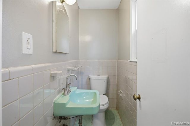 17341 Rowe Street, Detroit, MI 48205