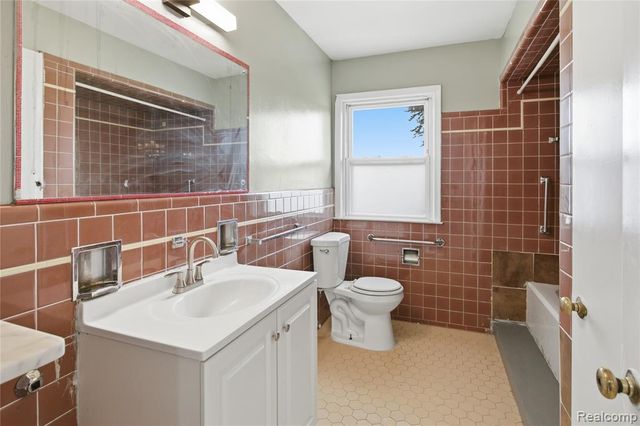 17341 Rowe Street, Detroit, MI 48205