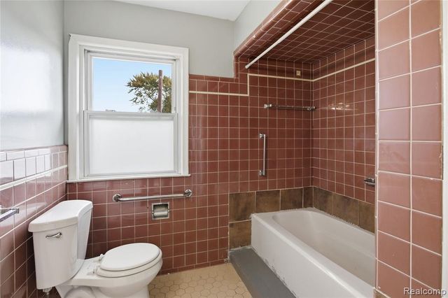 17341 Rowe Street, Detroit, MI 48205