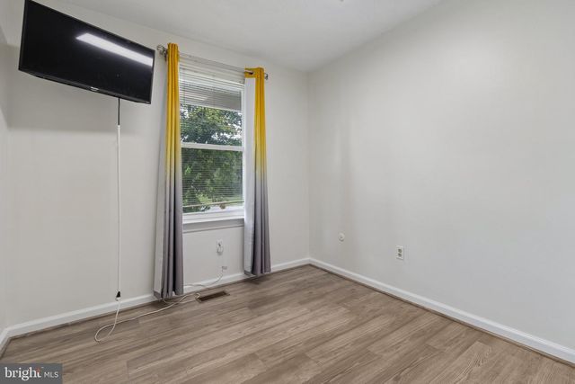 2570 SUSSEX CT, Waldorf, MD 20602