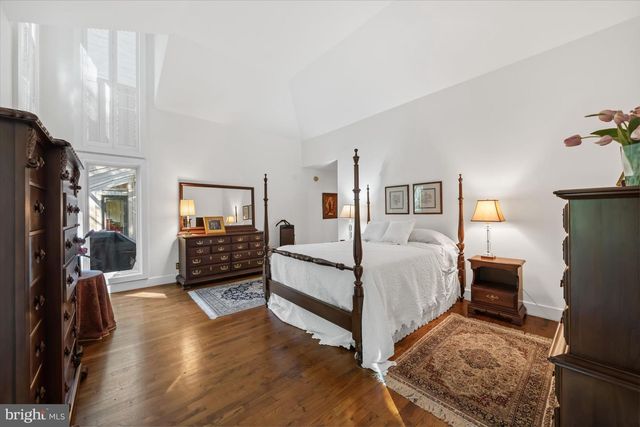 6 CARRIAGE RD, Greenville, DE 19807