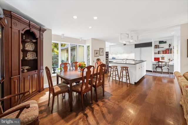 6 CARRIAGE RD, Greenville, DE 19807