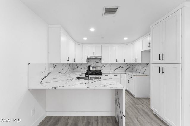 12338 Sheldon Street, Sunland, CA 91040