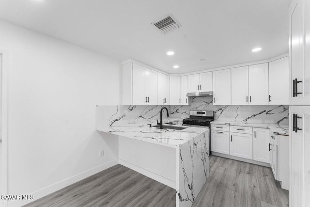 12338 Sheldon Street, Sunland, CA 91040