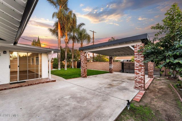 12338 Sheldon Street, Sunland, CA 91040