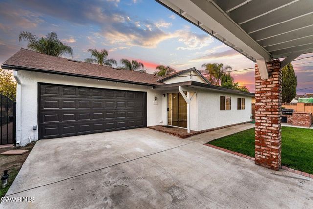 12338 Sheldon Street, Sunland, CA 91040