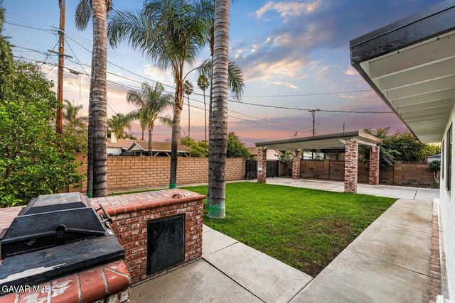 12338 Sheldon Street, Sunland, CA 91040