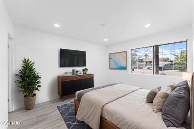 12338 Sheldon Street, Sunland, CA 91040