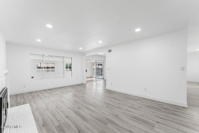 12338 Sheldon Street, Sunland, CA 91040