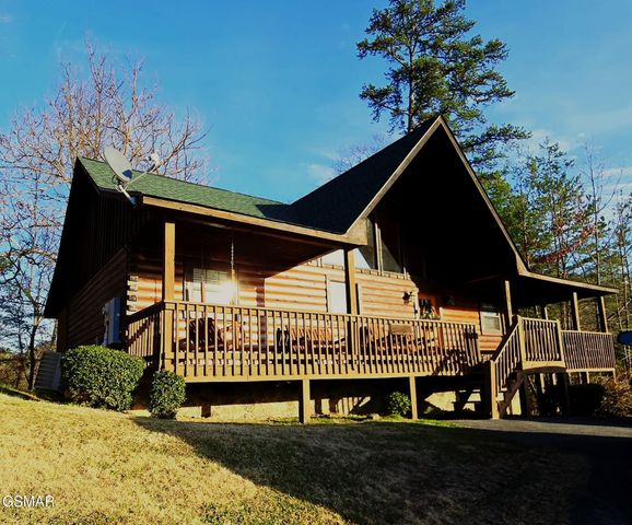 1529 Boo Boos Way, Sevierville, TN 37862