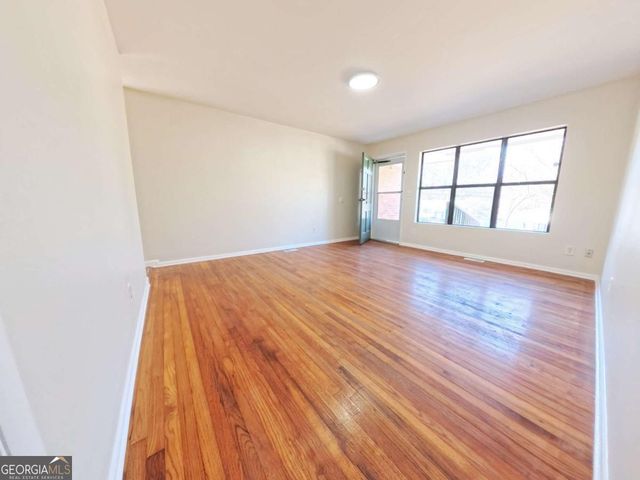 3881 Pin Oak Circle, Atlanta, GA 30340