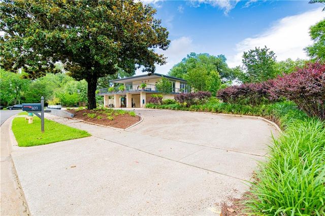 809 Bernard Circle, Mobile, AL 36693
