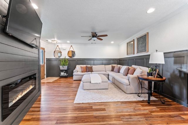 3206 SW Warberry Avenue, Bentonville, AR 72713