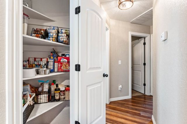 3206 SW Warberry Avenue, Bentonville, AR 72713