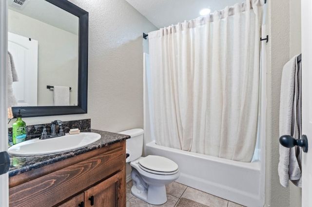 3206 SW Warberry Avenue, Bentonville, AR 72713